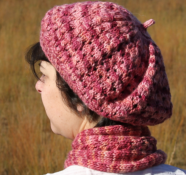 Warm Hello Beret