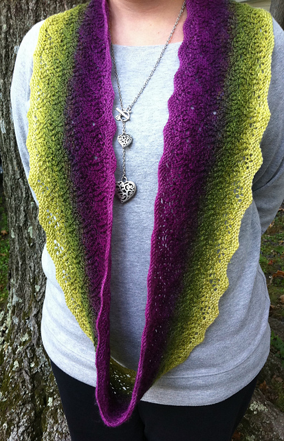 Ravelry: Chou Cowl pattern by Chrissy Prange