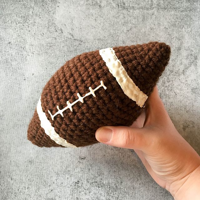 Amigurumi Football