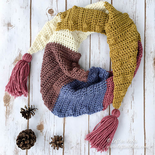Ravelry: Silhouette Mod Scarf pattern by Megan Meyer