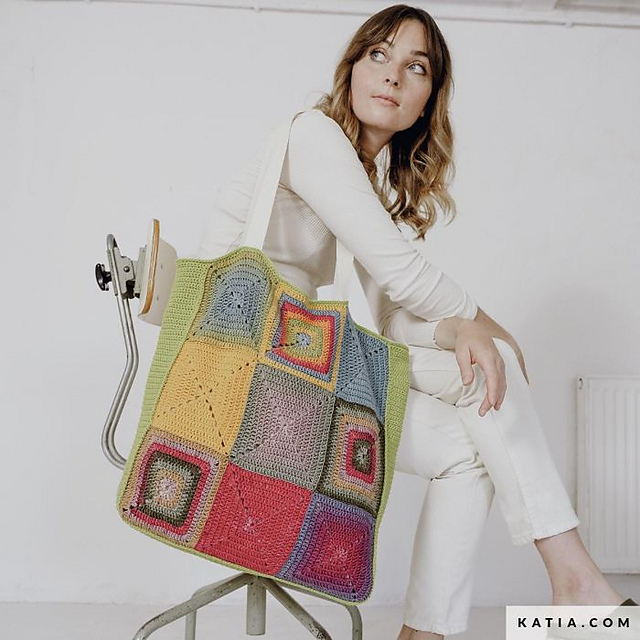 Granny squares shopping bag