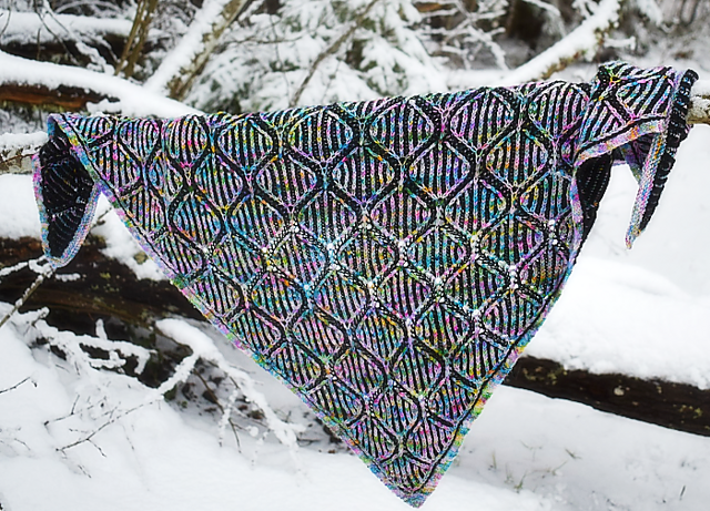 Briocheland Shawl