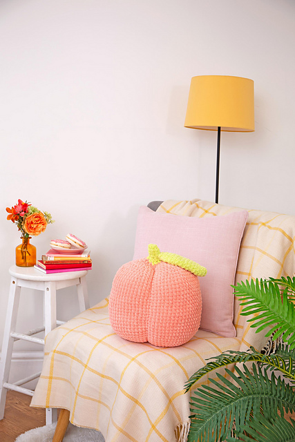 Huggable Peach Cushion