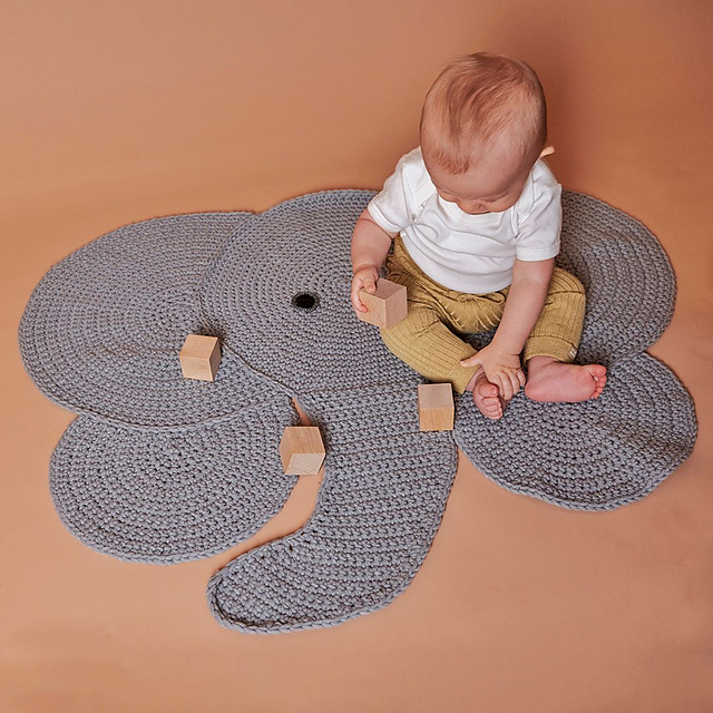 Crochet Elephant Rug