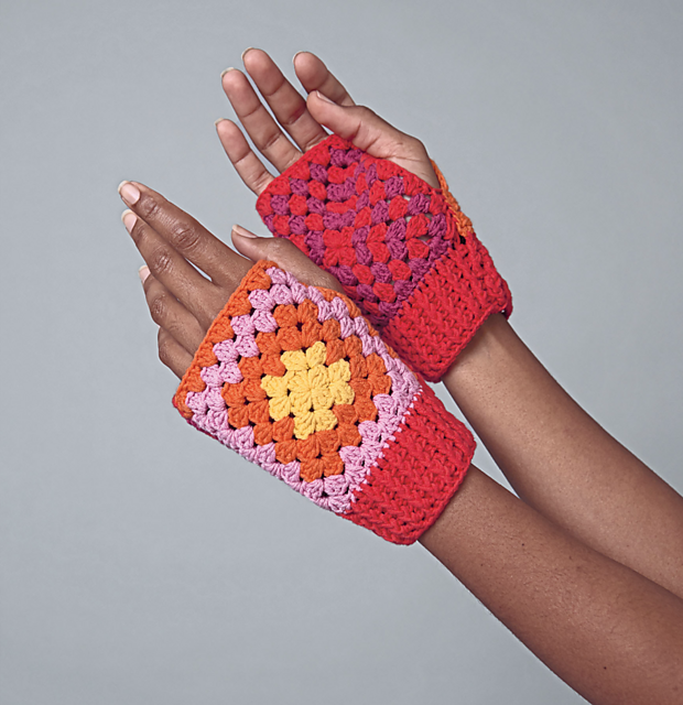 Marie Wrist Warmers