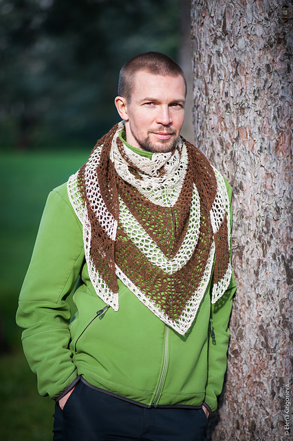Icelandic shawl from the Cathare people