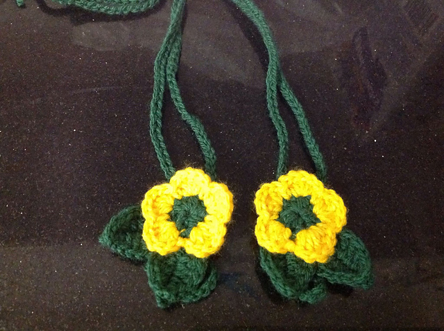 Leafy Flower Barefoot Sandals
