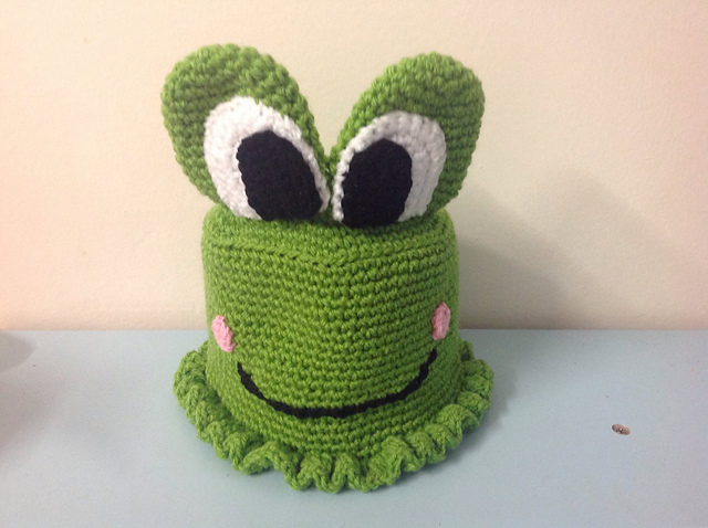 Frog Toilet Roll Cover