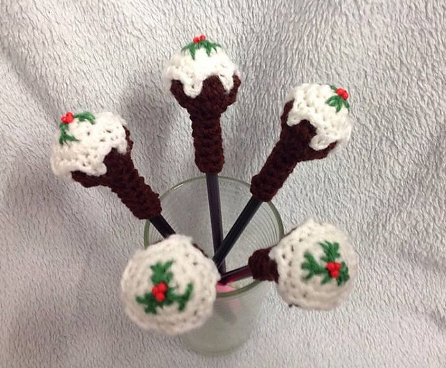 Plum Pudding Pencil Topper