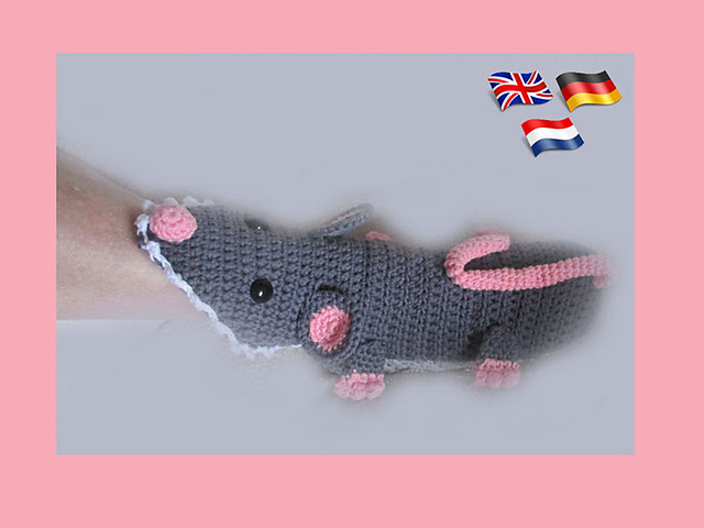 Mouse / rat trap slippers