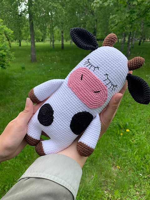 Easy crochet Cow amigurumi