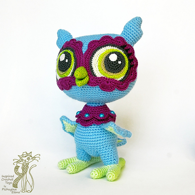 Flower Owl amigurumi bird
