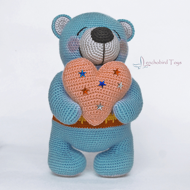 Ravelry: Cutie Teddy Bear with heart pattern by Elena Pichugina