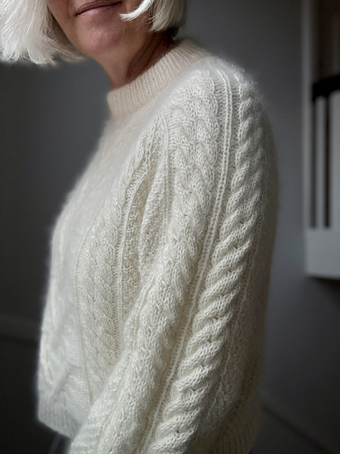 【 calme 】hand cable pullover knit Handknit Cortina Cable Pullover in Camel – MIRTH