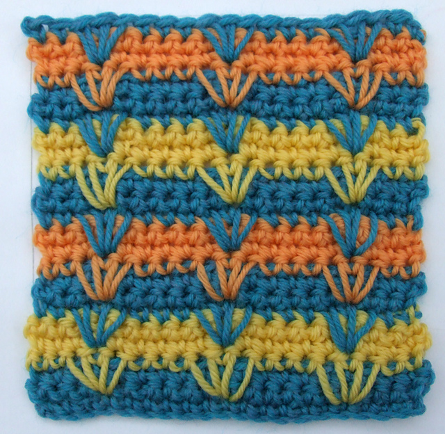 Ravelry: V-Spiked Lines pattern by Leonie Morgan