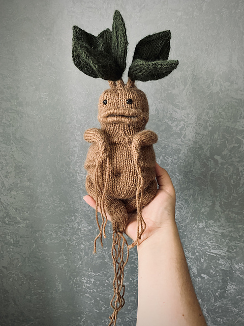 Ravelry: Mandragora pattern by Valeria Yakovenko
