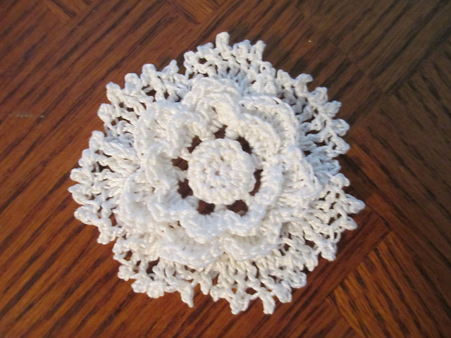 Ruffly Flower and Leaf