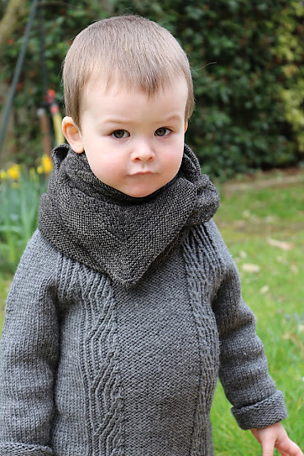 Ravelry: Petit Kropta pattern by Mélina Hami