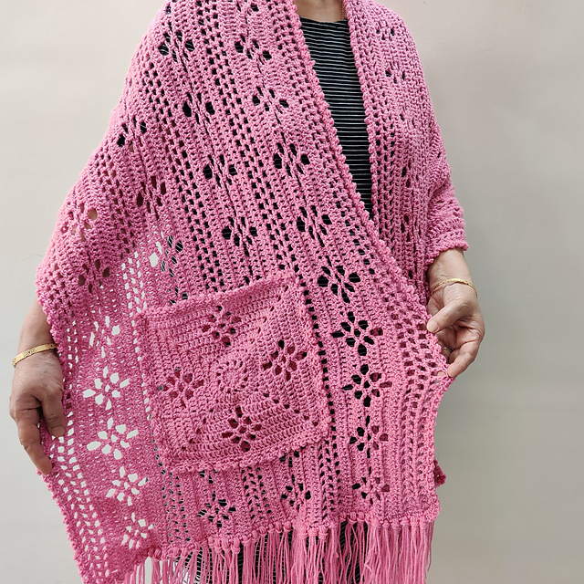 Easy_Crochet_Pocket_Shawl_Patt