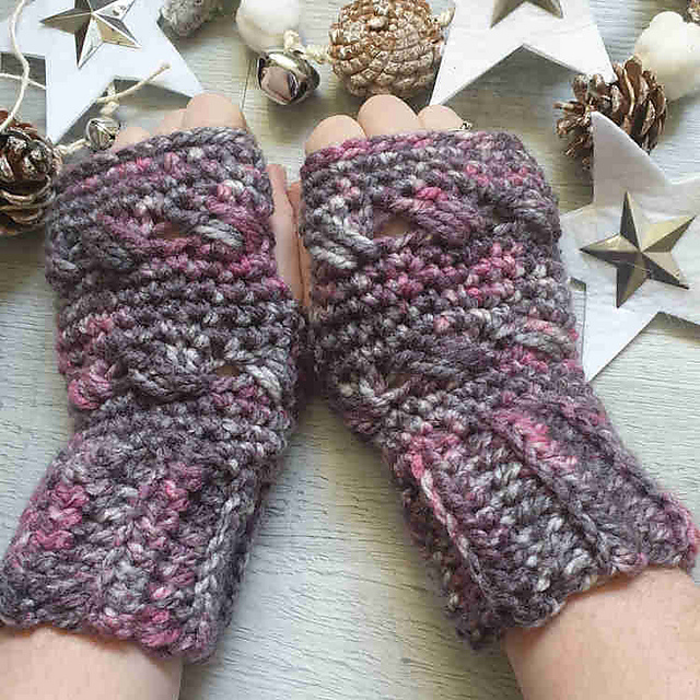 Fingerless Mittens  /wrist warmer