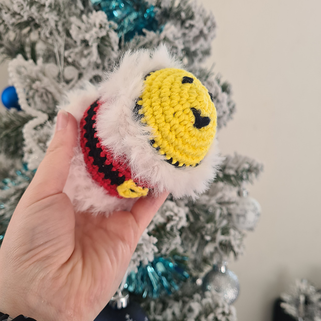 Christmas Bee Ornament