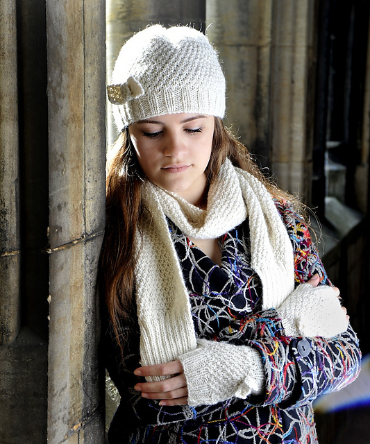 Chullu Scarf