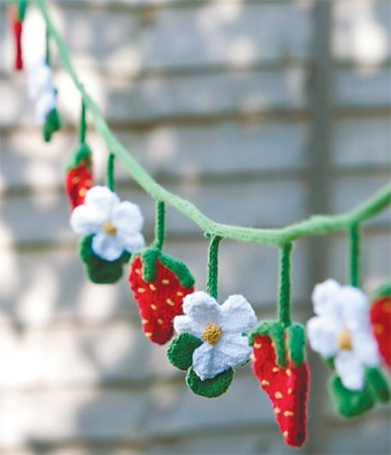 Strawberry Bunting