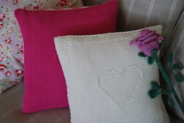 Nicki Cushion