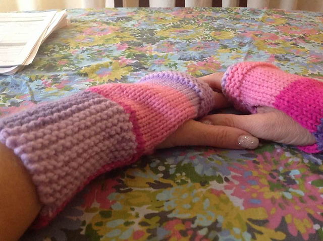Patsy's Pink and Purple Mitts