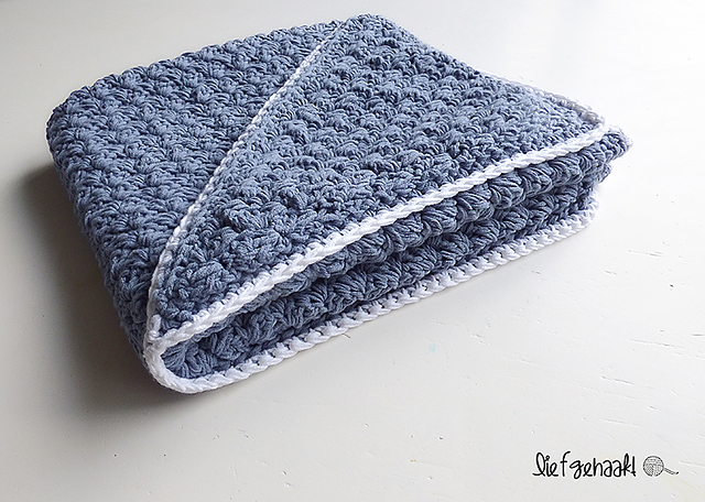 Babycape Roan