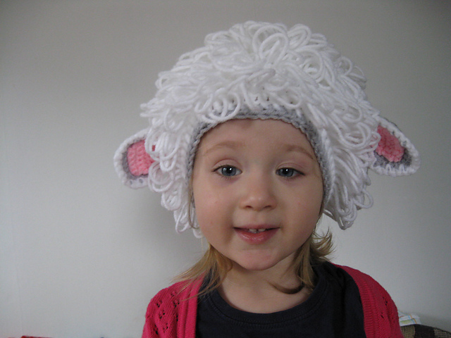 Little Lamby Hat (Loop Stitch)
