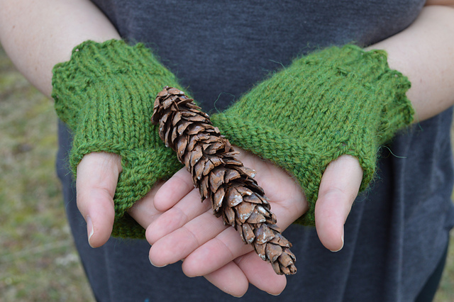Lakeside Fingerless Gloves