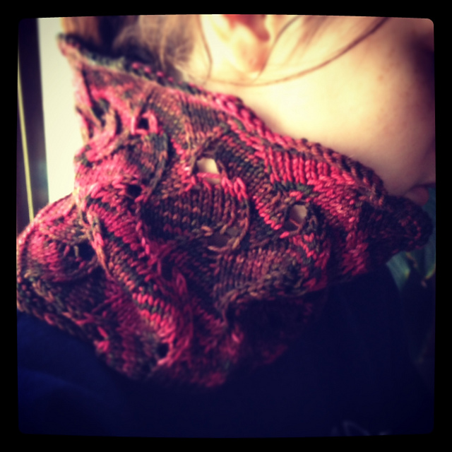 Wavy Neckwarmer