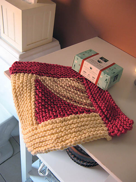 Log Cabin Washcloth on the Bias