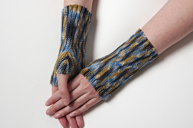 Shine Your Yarn Mittens