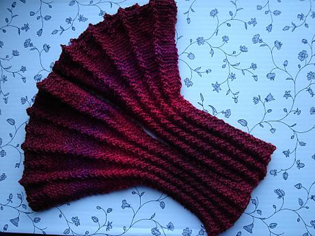 Rote Rüschen