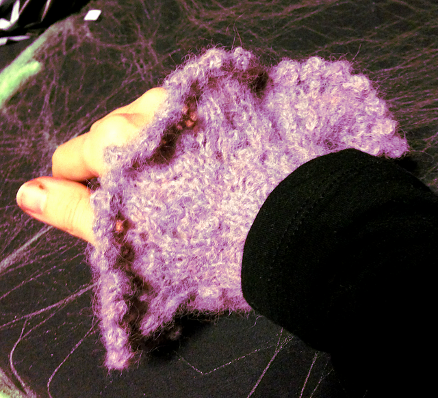 Lacy Cuffs I