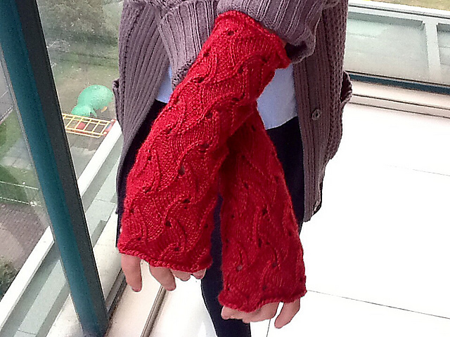 Beloved by Friends Mitts