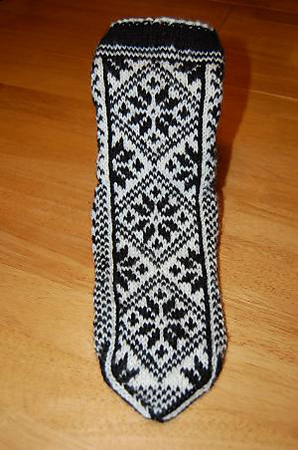 82-1265 Socks pattern 1