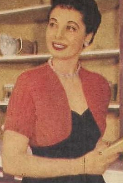 Dainty Bolero