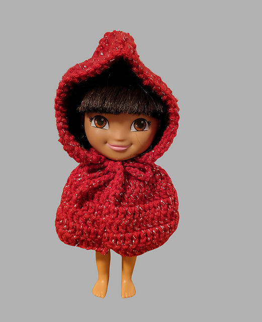 Dora's Holiday Cape