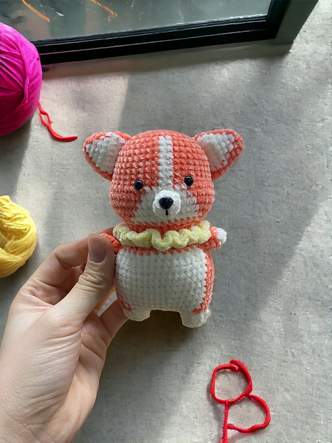 Amigurumi Corgi Pet