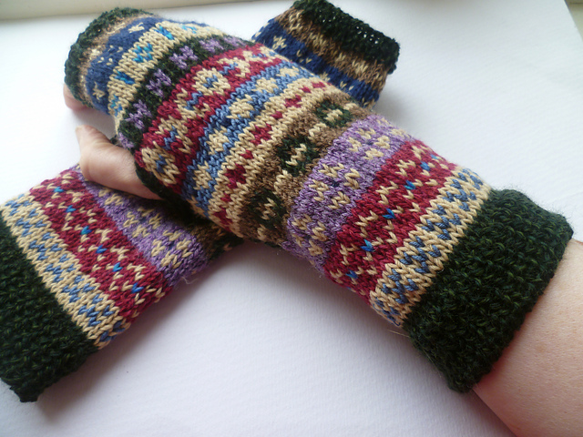 Peerie Fair Isle Wristwarmers