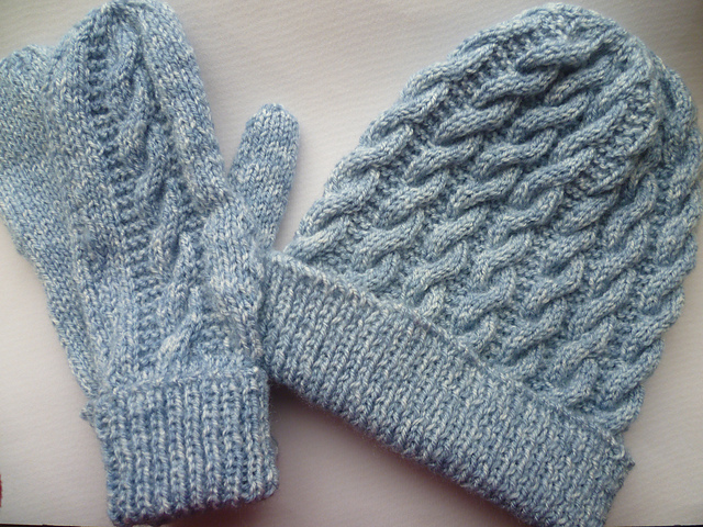 Harrison Cable Hat and Mittens Set