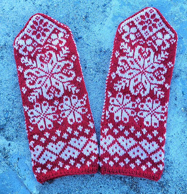 Mittens for Pamela