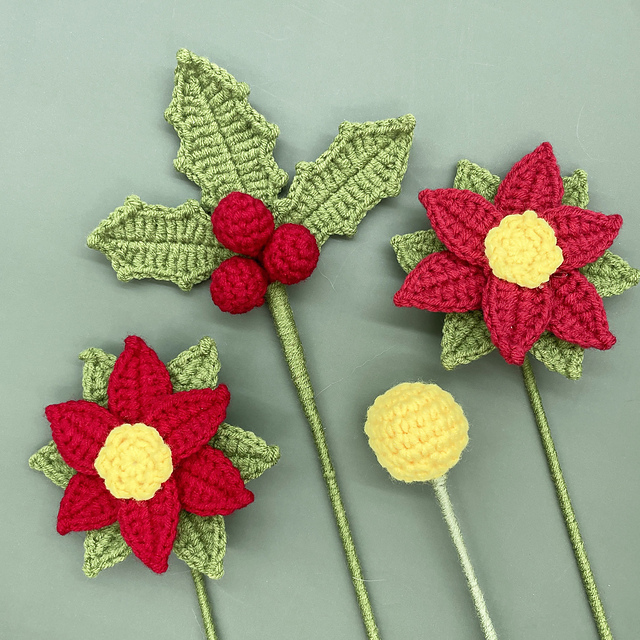 Poinsettia Flower & Holly Leaf