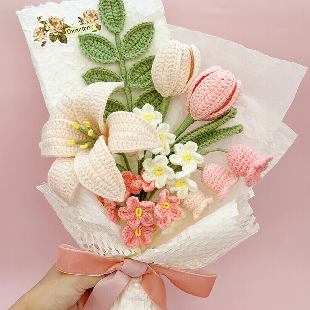 Ravelry: Lily Flower Bouquet pattern by Lily's Lyric
