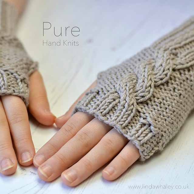 Oscar Fingerless Mitts