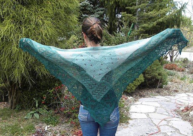 Estonian Garden Shawl