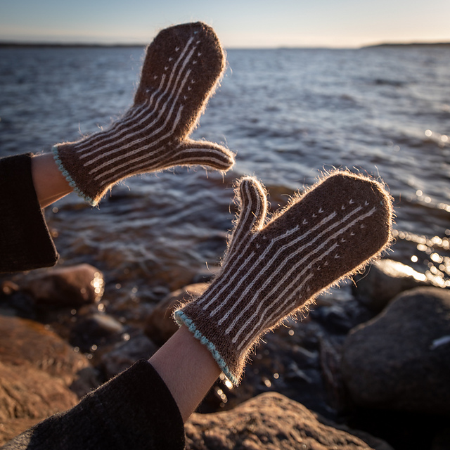 K2 mittens